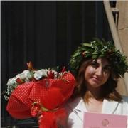 Laureata in Lingue e Culture per il Turismo e la Mediazione Internazionale impartisce ripetizioni in Inglese e Spagnolo